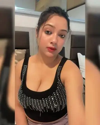 Call Girls Service Jaisinghnagar